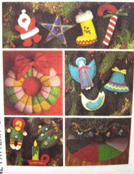 7736 SIMPLICITY 76 FELT ANGEL- DOLL- BIRD ORNAMENTS, TREE SKIRT, WREATH PATTERN